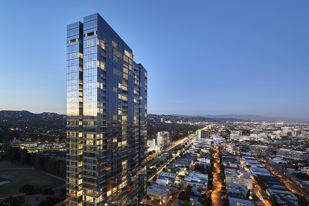 Ten Thousand, Residences for Lease in Los Angeles